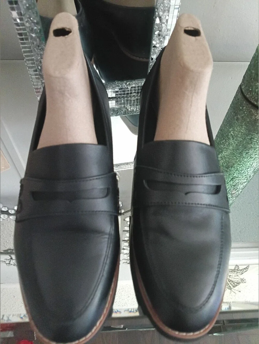 Vionic Black Leather Penny Loafers with Brown Trim